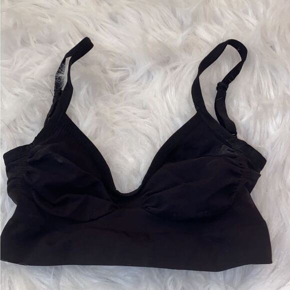 Skims bra - Picture 3 of 8